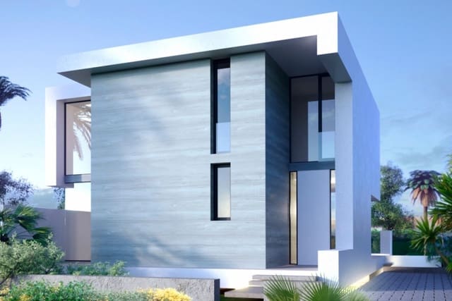 5 bedroom Villa for sale in Estepona with pool - € 1,200,000 (Ref: 7543753)