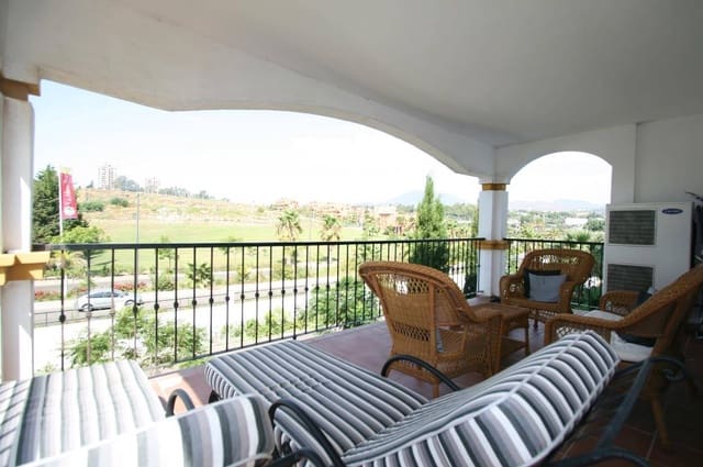 4 sovrum Lägenhet till salu i Marbella med pool - 360 000 € (Ref: 7543769)