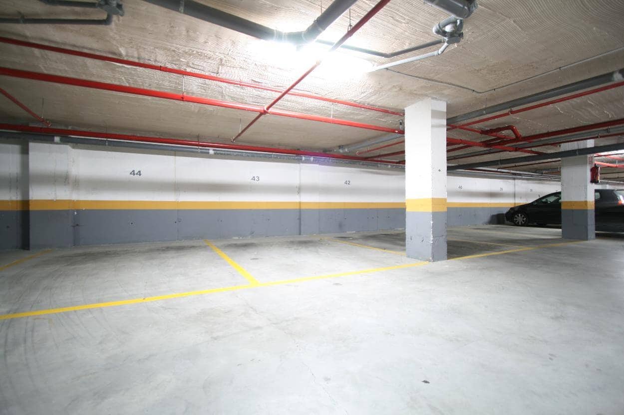 4 sovrum Lägenhet till salu i Marbella med pool - 360 000 € (Ref: 7543769)