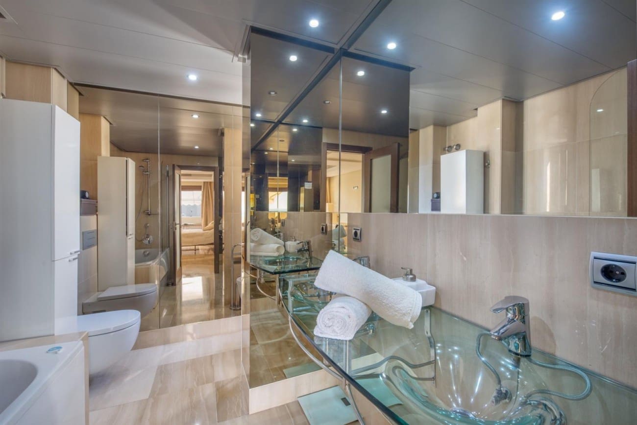 3 bedroom Apartment for sale in New Golden Mile with pool - € 610,000 (Ref: 7543778)