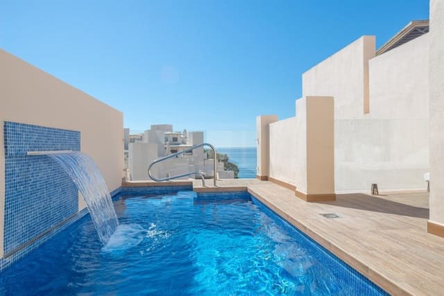 Apartamento de 3 habitaciones en New Golden Mile, Estepona en venta con piscina - 610.000 € (Ref: 7543778)