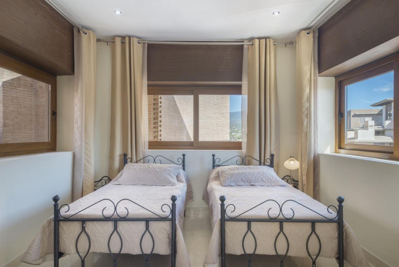 3 bedroom Apartment for sale in New Golden Mile with pool - € 610,000 (Ref: 7543778)