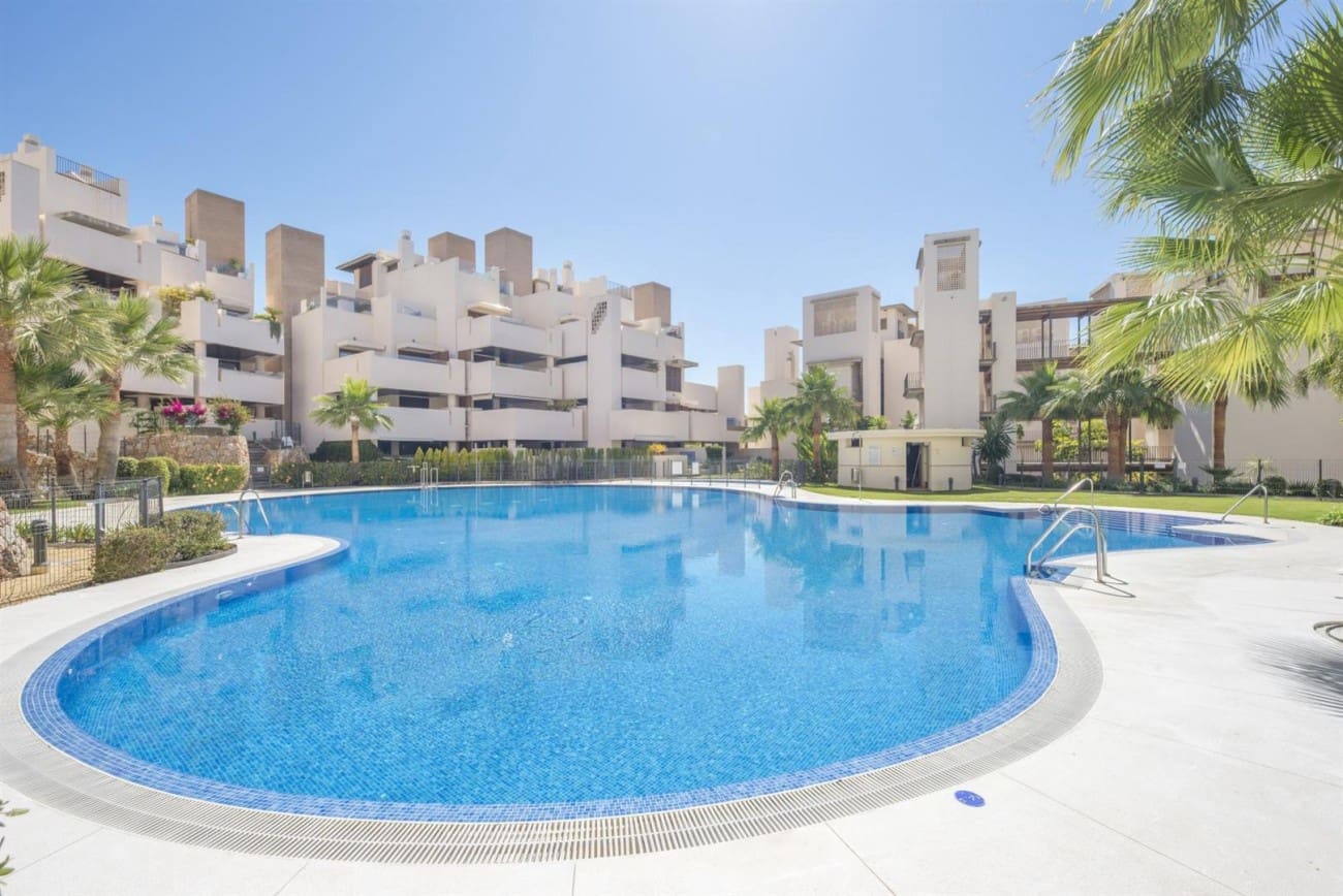 3 bedroom Apartment for sale in New Golden Mile with pool - € 610,000 (Ref: 7543778)