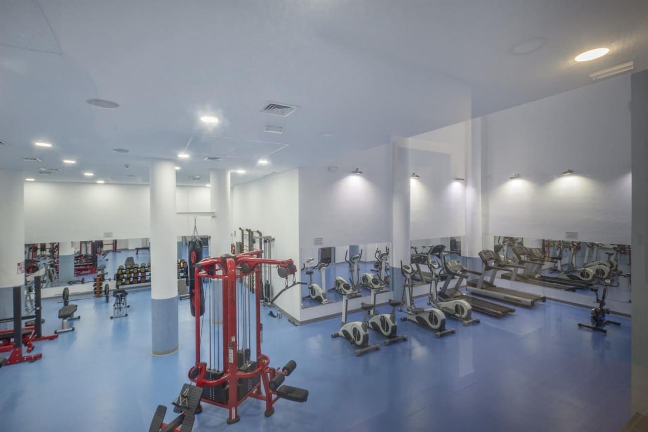 3 bedroom Apartment for sale in New Golden Mile with pool - € 610,000 (Ref: 7543778)