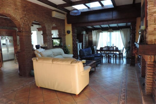 4 sovrum Villa till salu i Mijas pueblo, Mijas med pool - 535 000 € (Ref: 7543780)