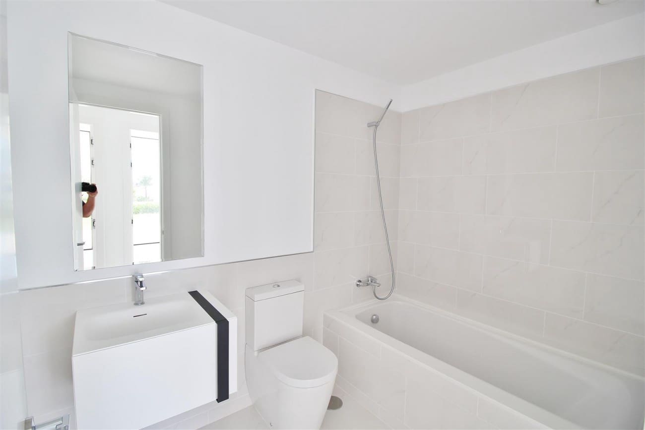 3 quarto Apartamento para venda em Estepona com piscina - 670 000 € (Ref: 7543781)