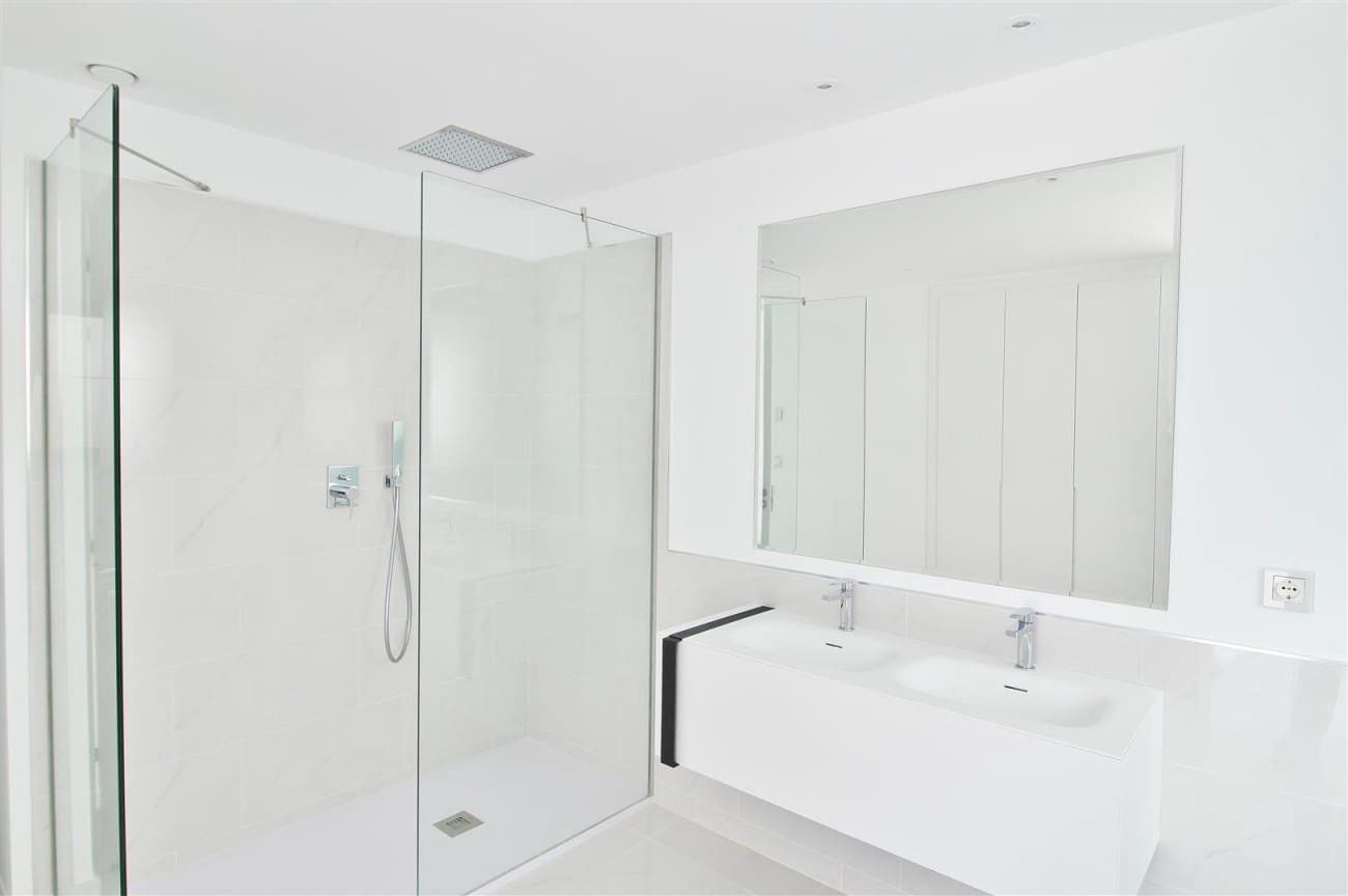 3 quarto Apartamento para venda em Estepona com piscina - 670 000 € (Ref: 7543781)