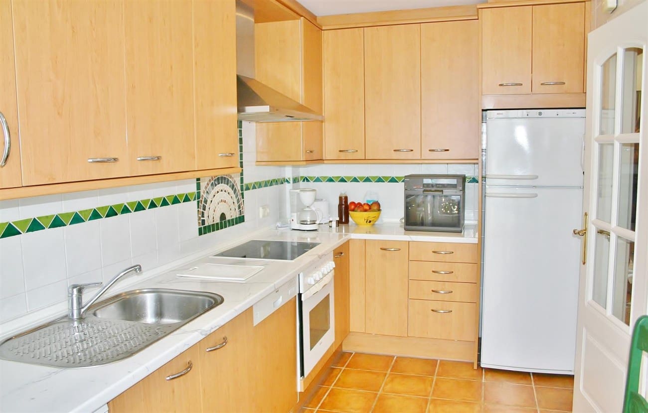 Casa de 3 habitaciones en Marbella en venta con piscina - 600.000 € (Ref: 7543791)