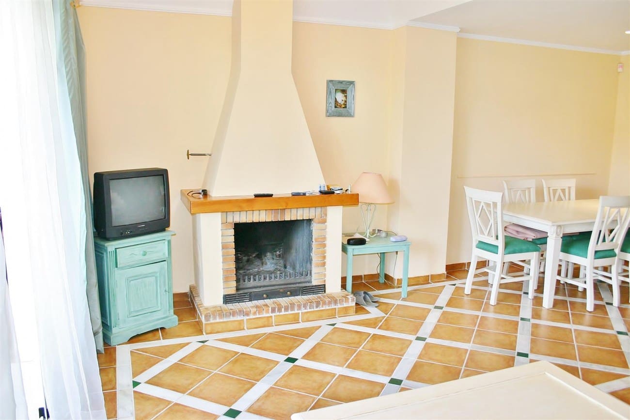 Casa de 3 habitaciones en Marbella en venta con piscina - 600.000 € (Ref: 7543791)