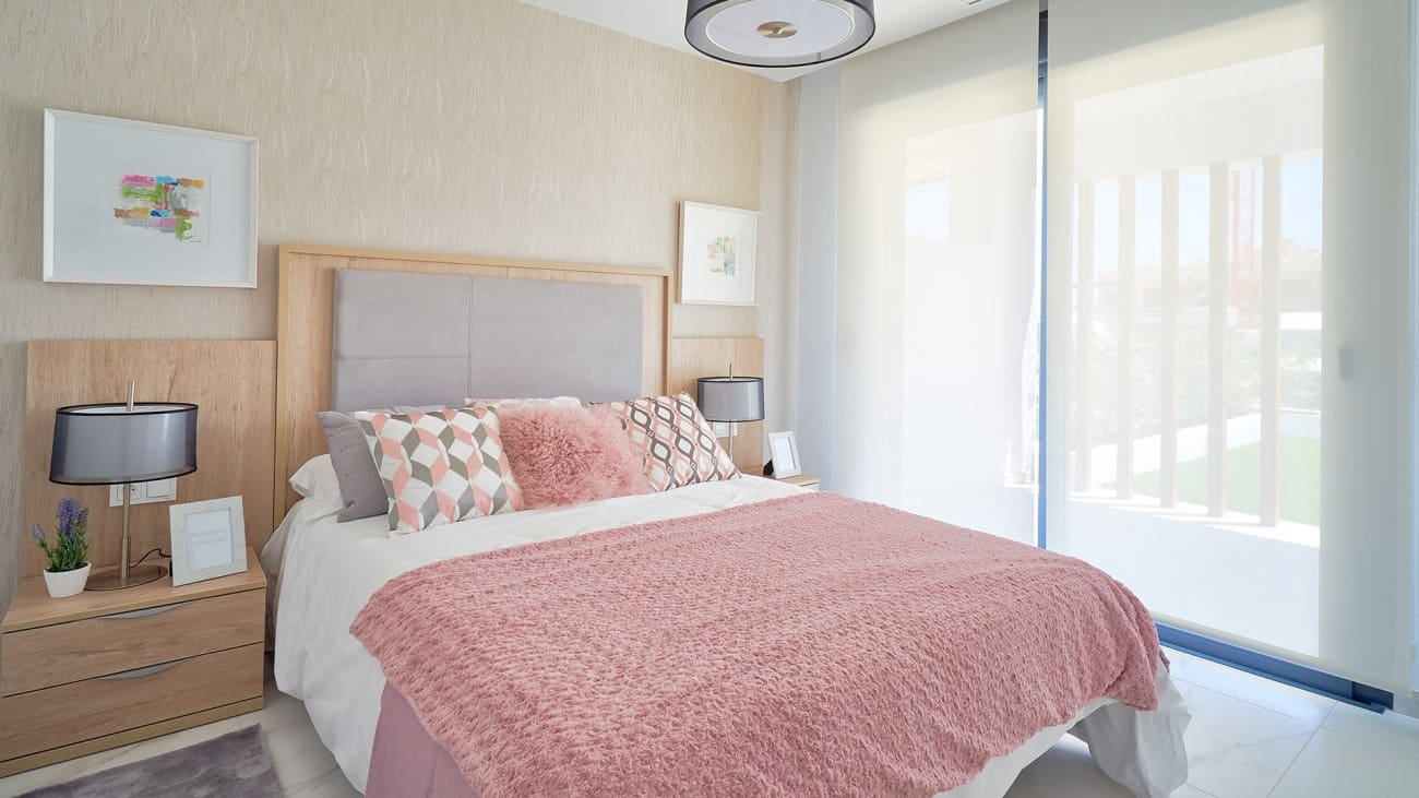 2 makuuhuone Huoneisto myytävänä paikassa Estepona mukana uima-altaan - 308 000 € (Ref: 7543796)