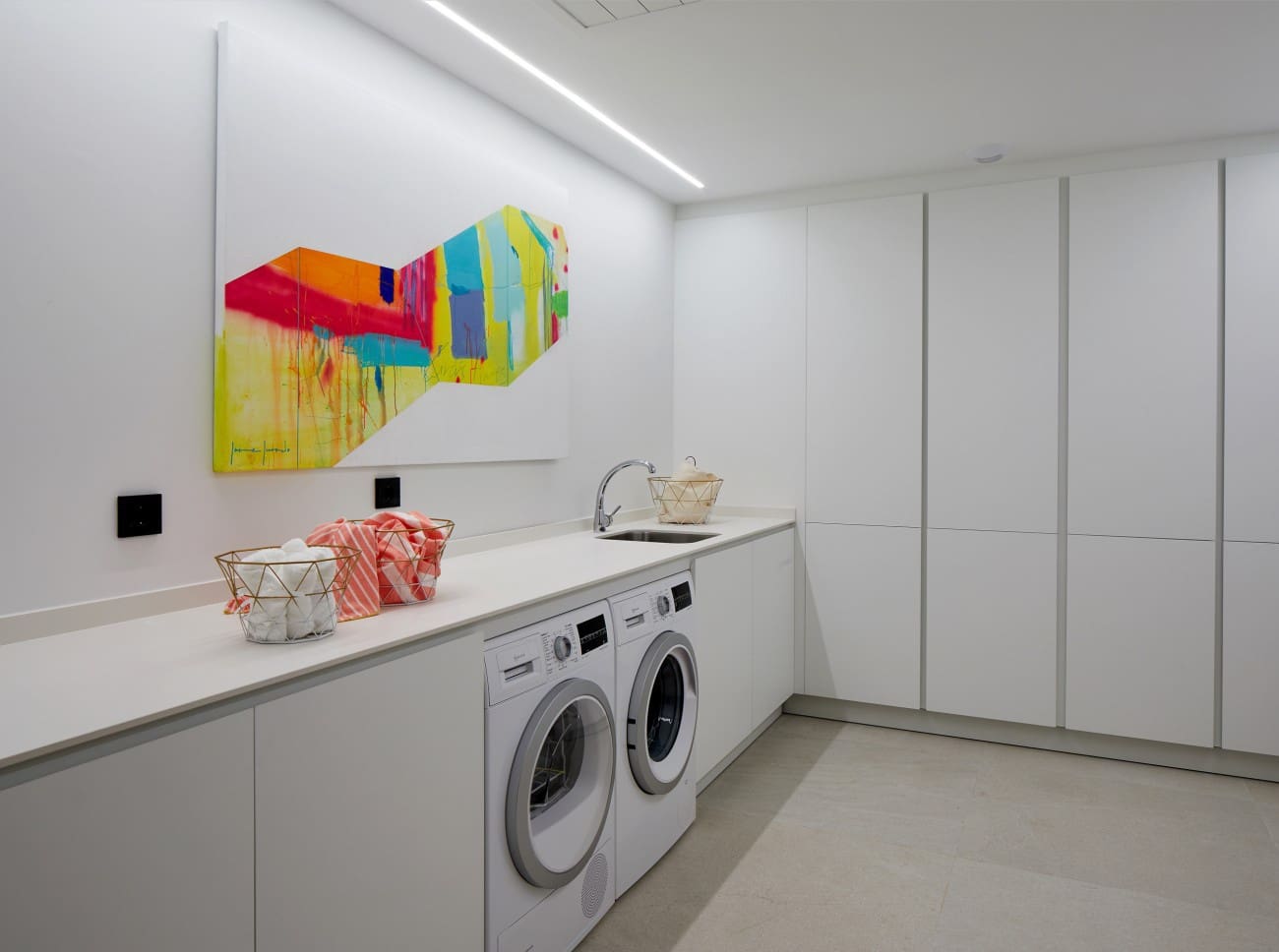 3 bedroom Townhouse for sale in Estepona - € 1,200,000 (Ref: 7543797)