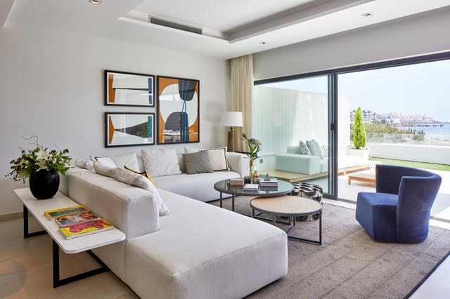 3 bedroom Townhouse for sale in Estepona - € 1,200,000 (Ref: 7543797)