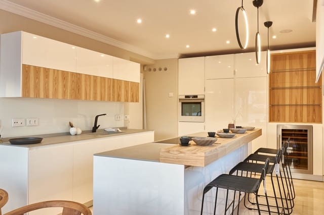 3 soverom Leilighet til salgs i Marbella med svømmebasseng - € 2 350 000 (Ref: 7543802)