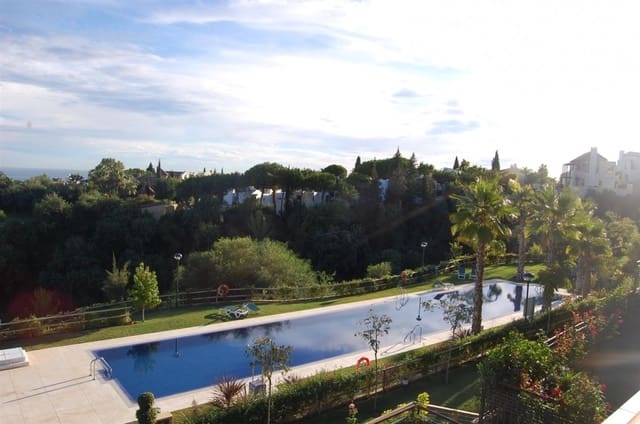 Apartamento de 3 habitaciones en Marbella en venta con piscina - 650.000 € (Ref: 7543816)