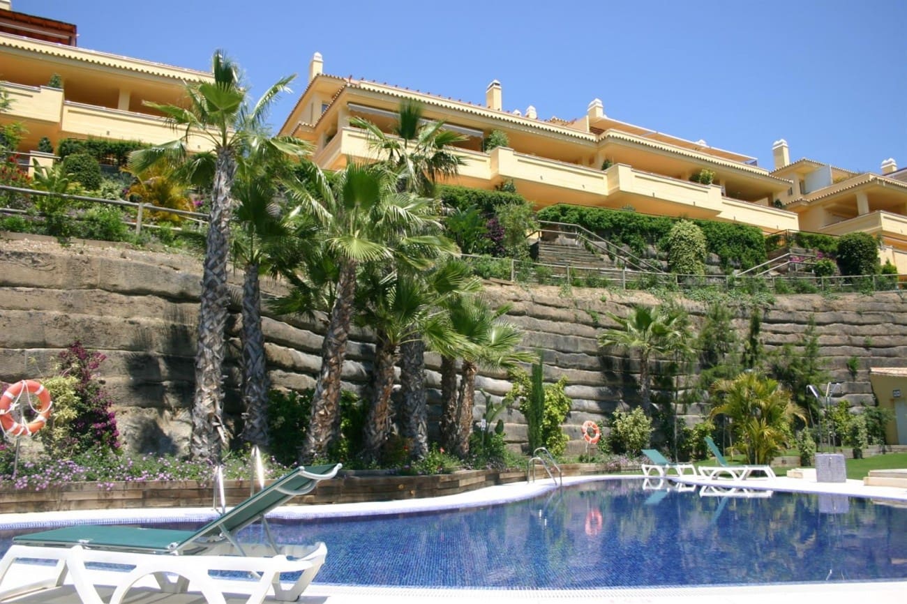 Apartamento de 3 habitaciones en Marbella en venta con piscina - 650.000 € (Ref: 7543816)