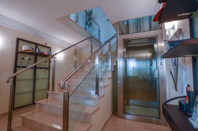 4 makuuhuone Huvila myytävänä paikassa Mijas pueblo, Mijas mukana uima-altaan - 1 065 000 € (Ref: 7543818)