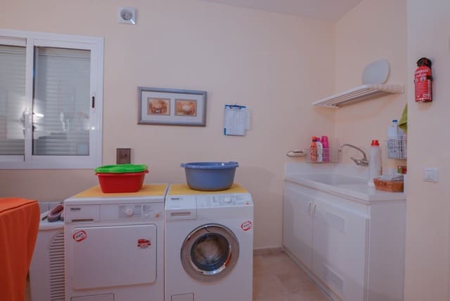 4 makuuhuone Huvila myytävänä paikassa Mijas pueblo, Mijas mukana uima-altaan - 1 065 000 € (Ref: 7543818)