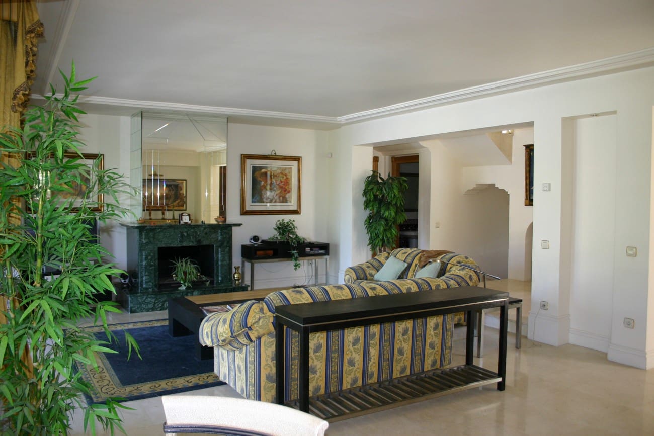 5 soveværelse Villa til salg i Marbella med swimmingpool - € 2.700.000 (Ref: 7543830)