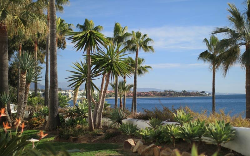 2 quarto Apartamento para venda em Estepona com piscina - 550 000 € (Ref: 7543835)