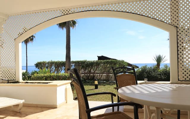 2 quarto Apartamento para venda em Estepona com piscina - 550 000 € (Ref: 7543835)