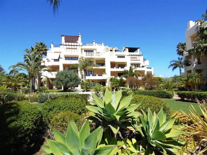 2 chambre Appartement à vendre à Estepona avec piscine - 679 000 € (Ref: 7543837)