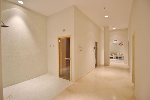 3 makuuhuone Omakotitalo myytävänä paikassa Marbella mukana uima-altaan - 1 500 000 € (Ref: 7543838)