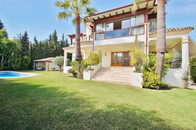 Chalet de 4 habitaciones en Marbella en venta con piscina - 3.300.000 € (Ref: 7543860)