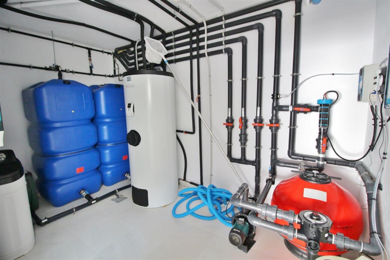 6 makuuhuone Huvila myytävänä paikassa Marbella mukana uima-altaan - 3 350 000 € (Ref: 7543866)