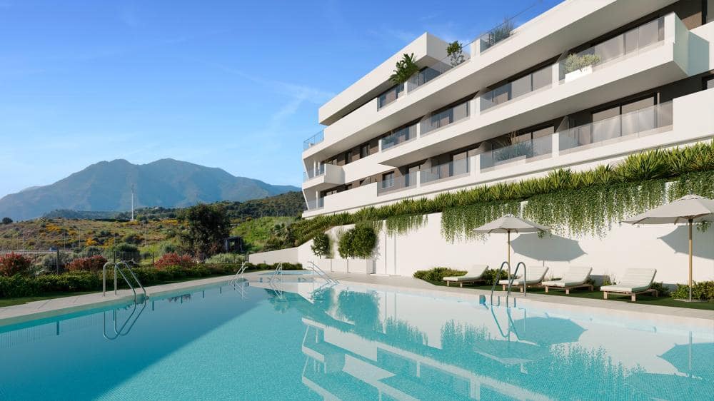 2 bedroom Apartment for sale in Estepona - € 183,000 (Ref: 7550455)