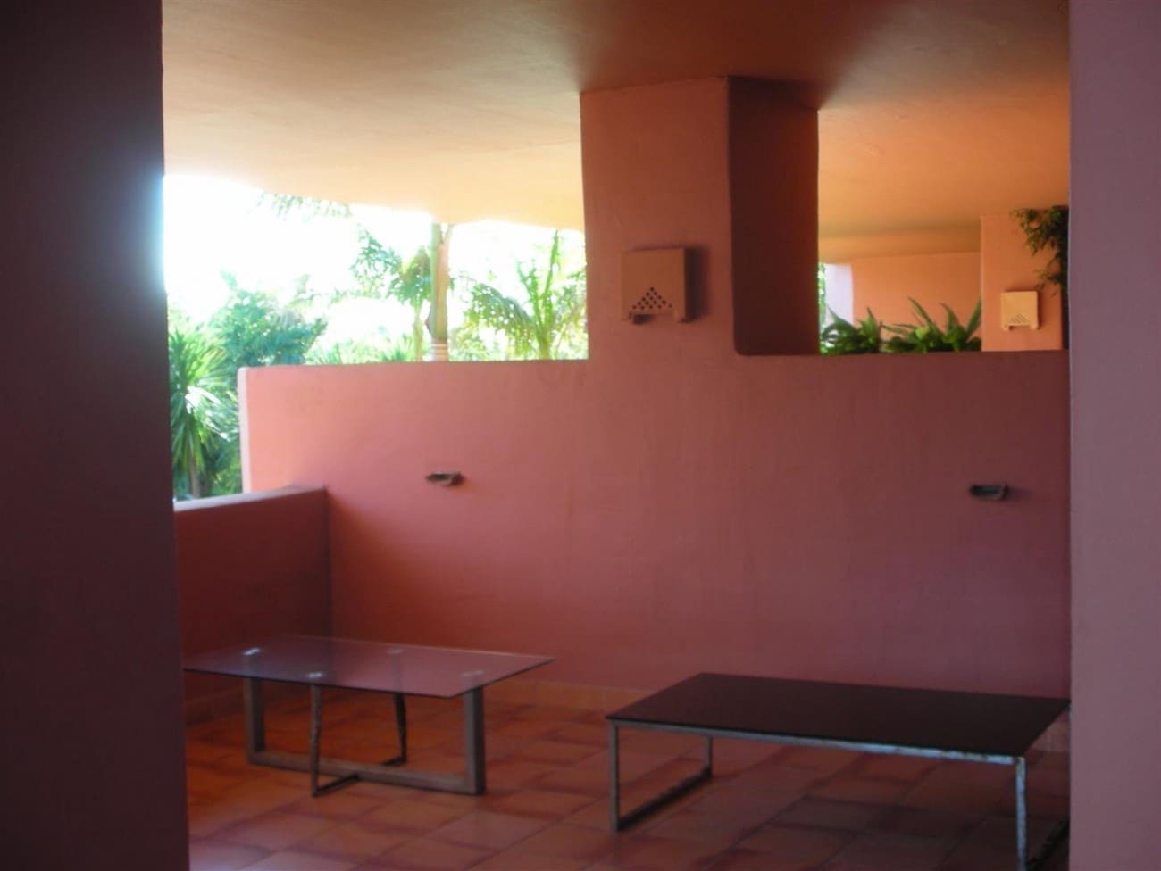 4 bedroom Apartment for sale in Estepona with pool - € 560,000 (Ref: 7555941)