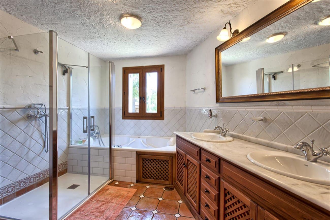 4 sovrum Villa till salu i Mijas med pool - 1 795 000 € (Ref: 7555944)