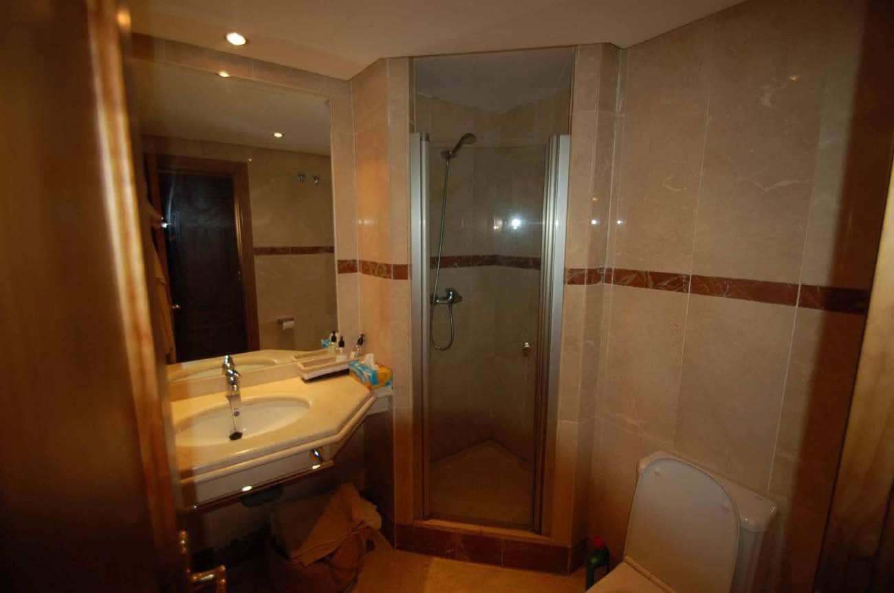 3 makuuhuone Huoneisto myytävänä paikassa Estepona mukana uima-altaan - 455 000 € (Ref: 7558501)