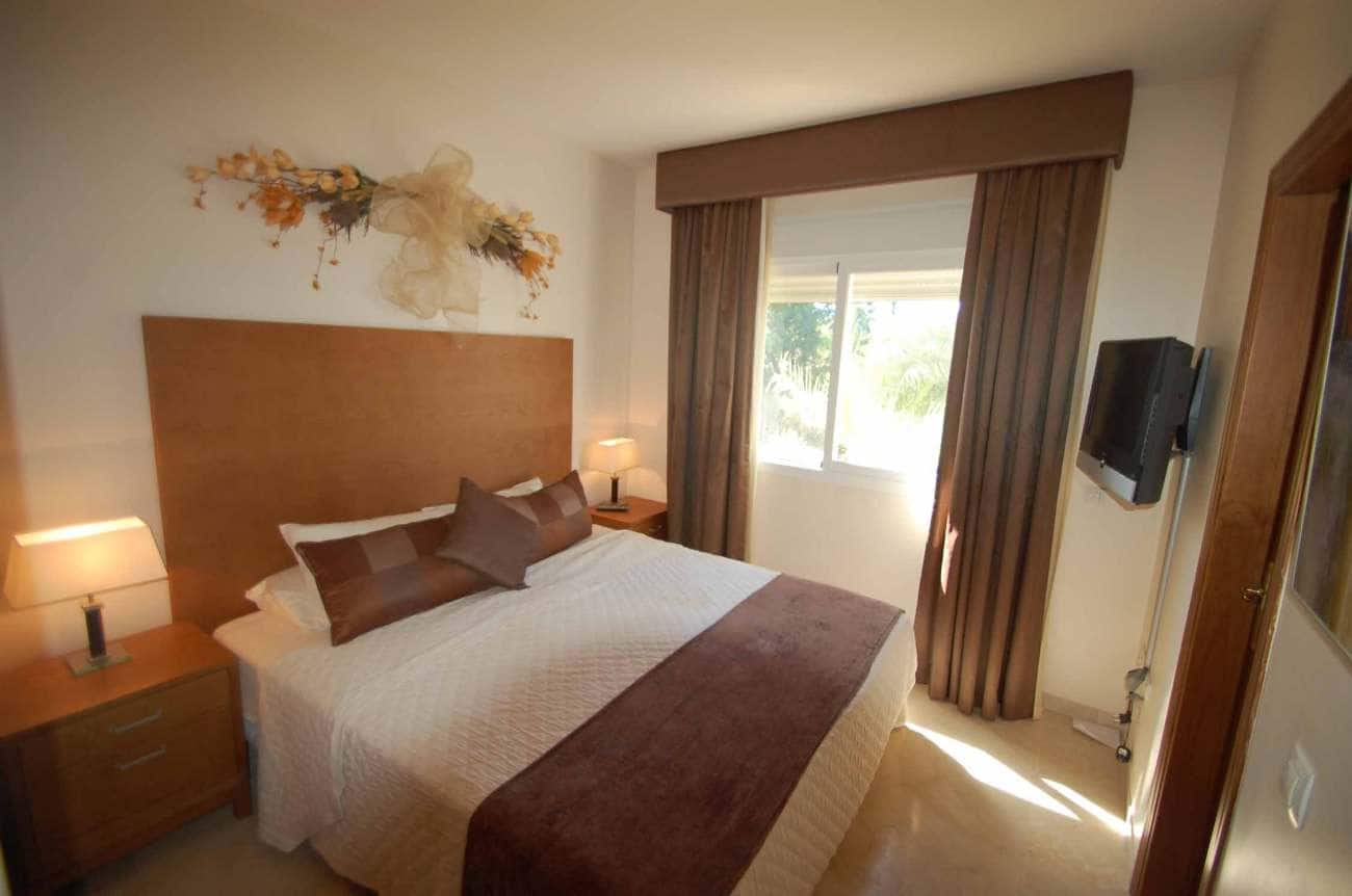 3 makuuhuone Huoneisto myytävänä paikassa Estepona mukana uima-altaan - 455 000 € (Ref: 7558501)