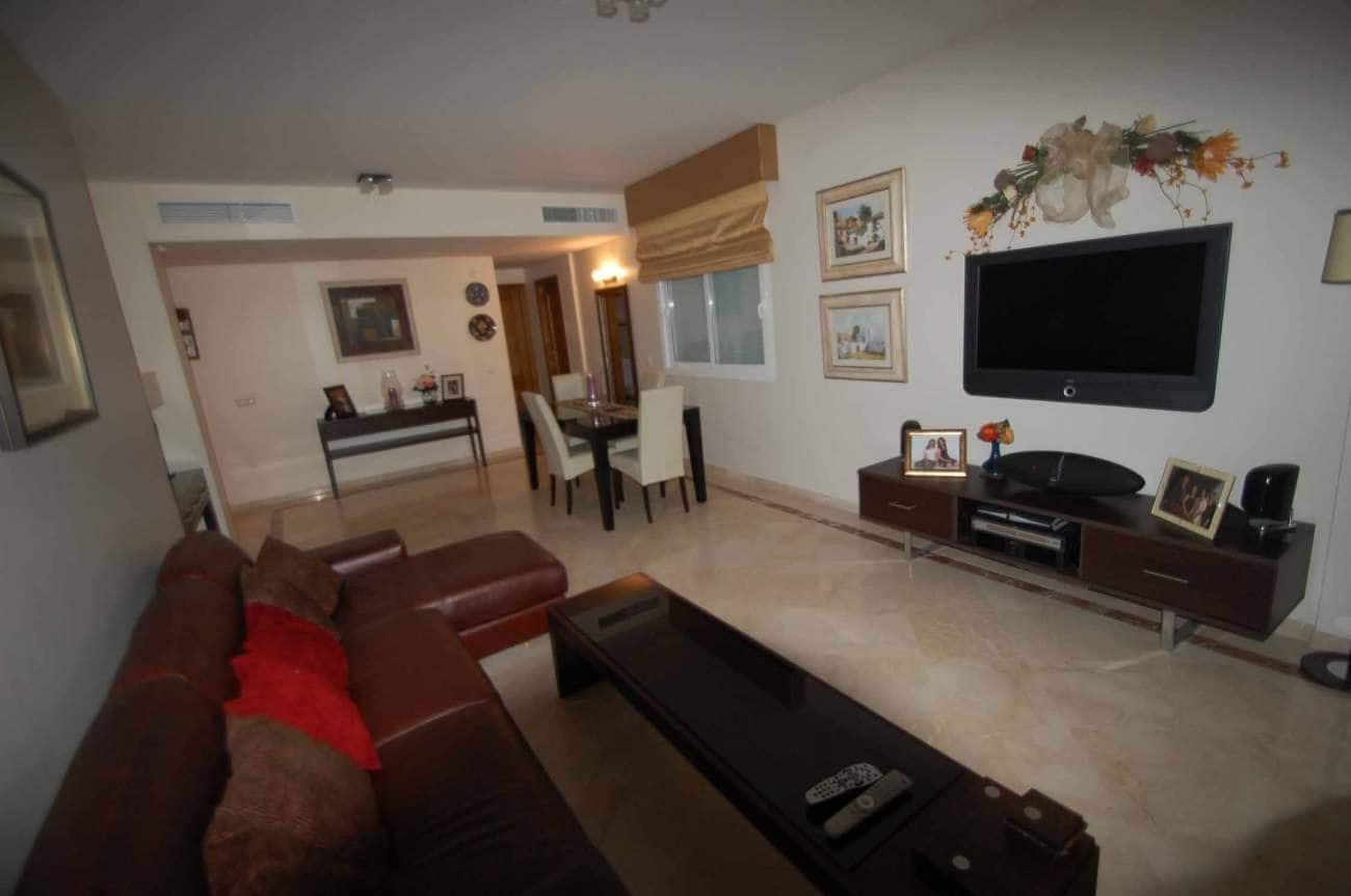 3 makuuhuone Huoneisto myytävänä paikassa Estepona mukana uima-altaan - 455 000 € (Ref: 7558501)