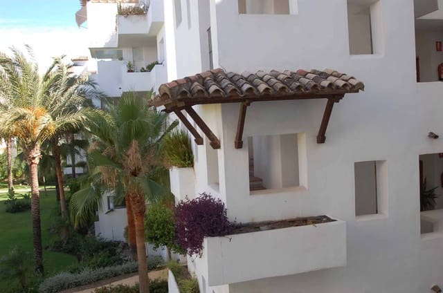 3 makuuhuone Huoneisto myytävänä paikassa Estepona mukana uima-altaan - 455 000 € (Ref: 7558501)