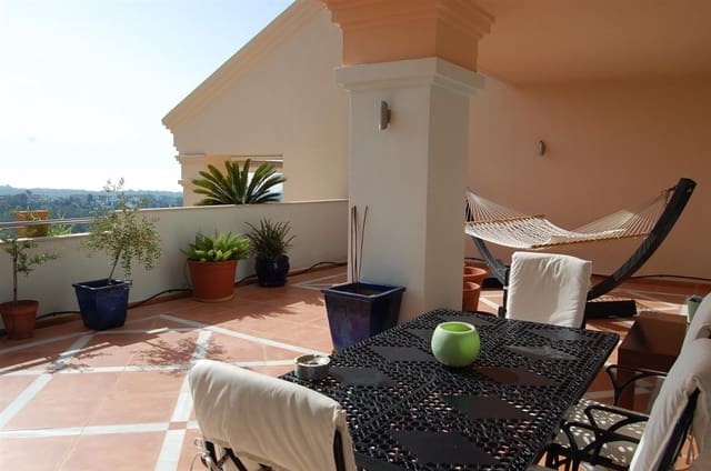 3 bedroom Apartment for sale in Marbella with pool - € 795,000 (Ref: 7558502)