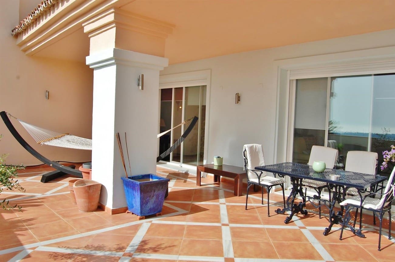 3 bedroom Apartment for sale in Marbella with pool - € 795,000 (Ref: 7558502)
