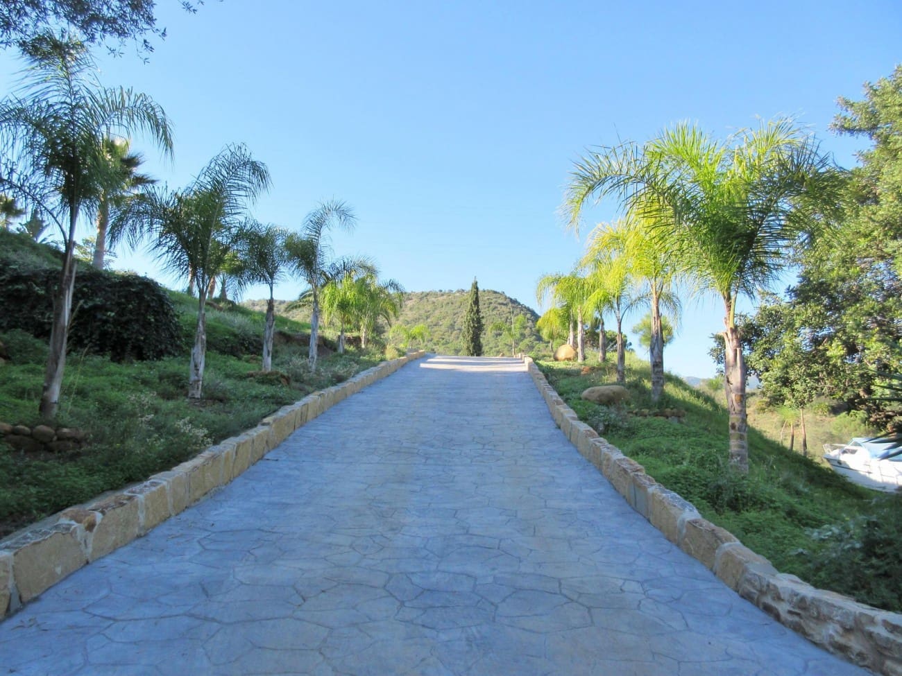 5 bedroom Villa for sale in Estepona with pool - € 2,950,000 (Ref: 7558507)