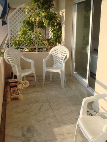 2 makuuhuone Huoneisto myytävänä paikassa Marbella mukana uima-altaan - 435 000 € (Ref: 7585716)