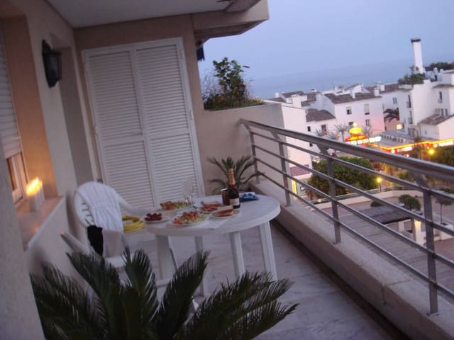 2 makuuhuone Huoneisto myytävänä paikassa Marbella mukana uima-altaan - 435 000 € (Ref: 7585716)