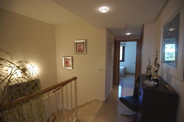 3 sypialnia Apartament na sprzedaż w Estepona z basenem - 405 000 € (Ref: 7699367)