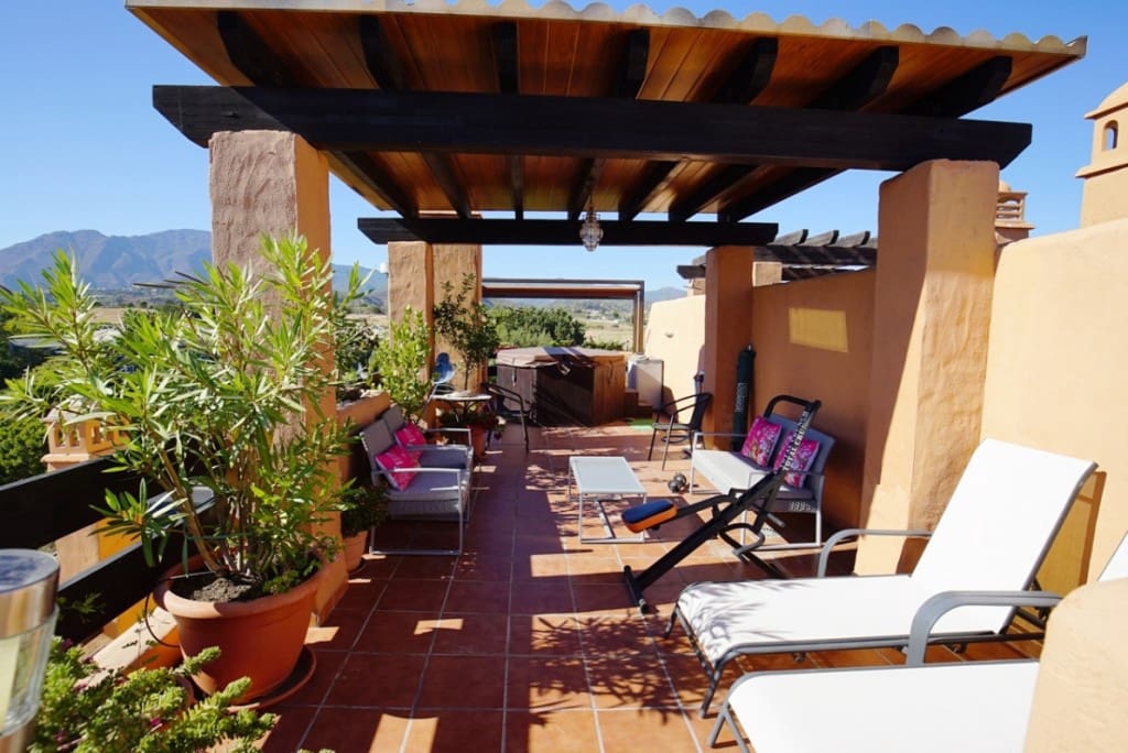 3 sypialnia Apartament na sprzedaż w Estepona z basenem - 405 000 € (Ref: 7699367)