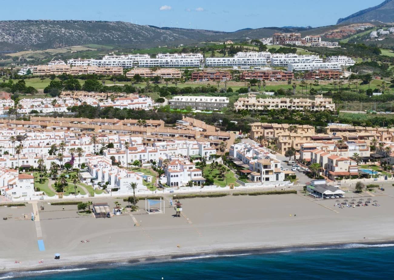 2 soveværelse Erhverv til salg i Casares med swimmingpool - € 265.000 (Ref: 7941070)