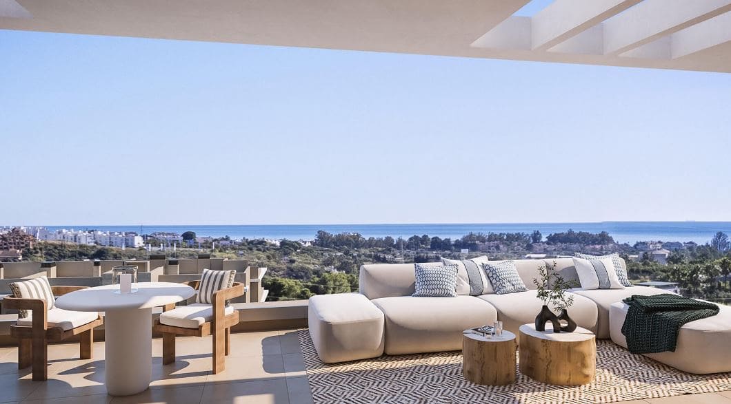 2 bedroom Apartment for sale in Estepona with pool - € 320,000 (Ref: 7941091)