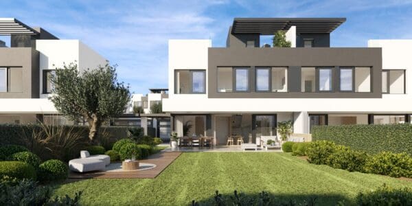 2 bedroom Apartment for sale in Marbella with pool - € 360,000 (Ref: 7950555)