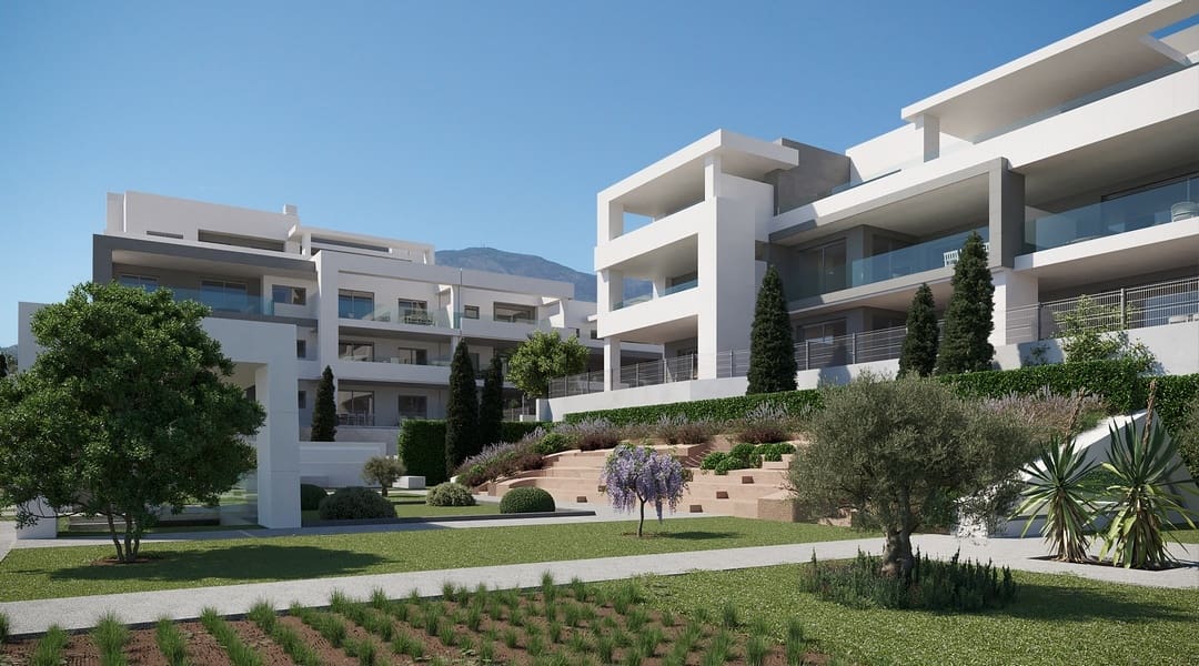 4 quarto Apartamento para venda em Estepona com piscina - 490 000 € (Ref: 8083223)