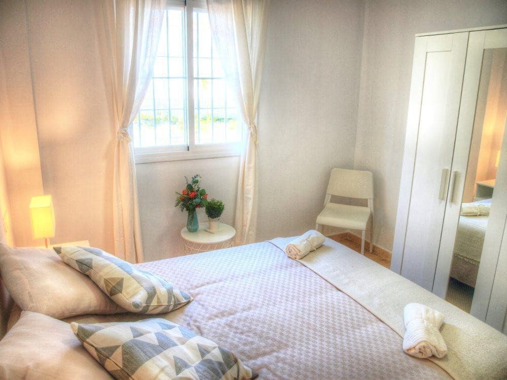 3 sypialnia Apartament na sprzedaż w Manilva - 220 000 € (Ref: 8083236)