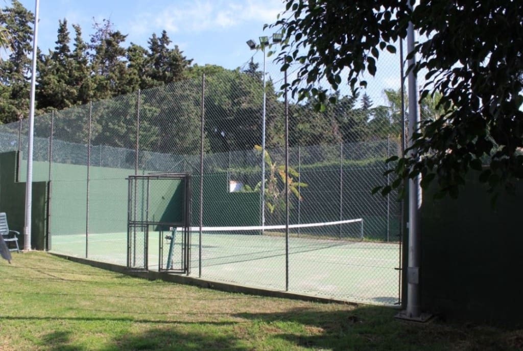 6 slaapkamer Villa te koop in Marbella - € 3.800.000 (Ref: 8083240)