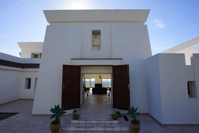 8 soveværelse Villa til salg i Gaucín - € 3.300.000 (Ref: 8083241)