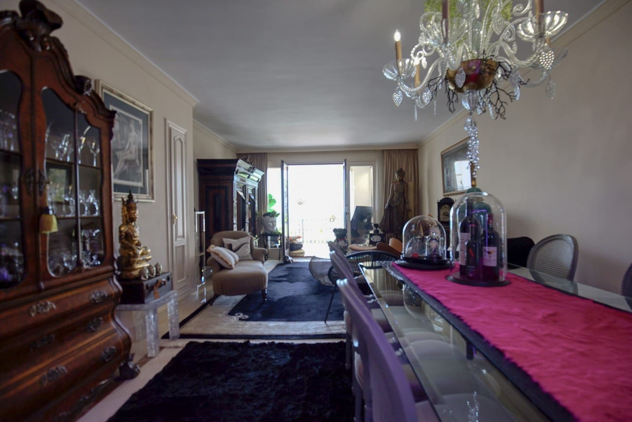 2 soverom Leilighet til salgs i El Velerin med svømmebasseng - € 850 000 (Ref: 8102300)